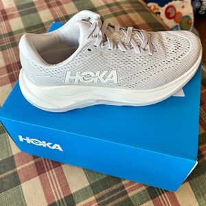 Women’s Rincon 4 Size 8 Wide